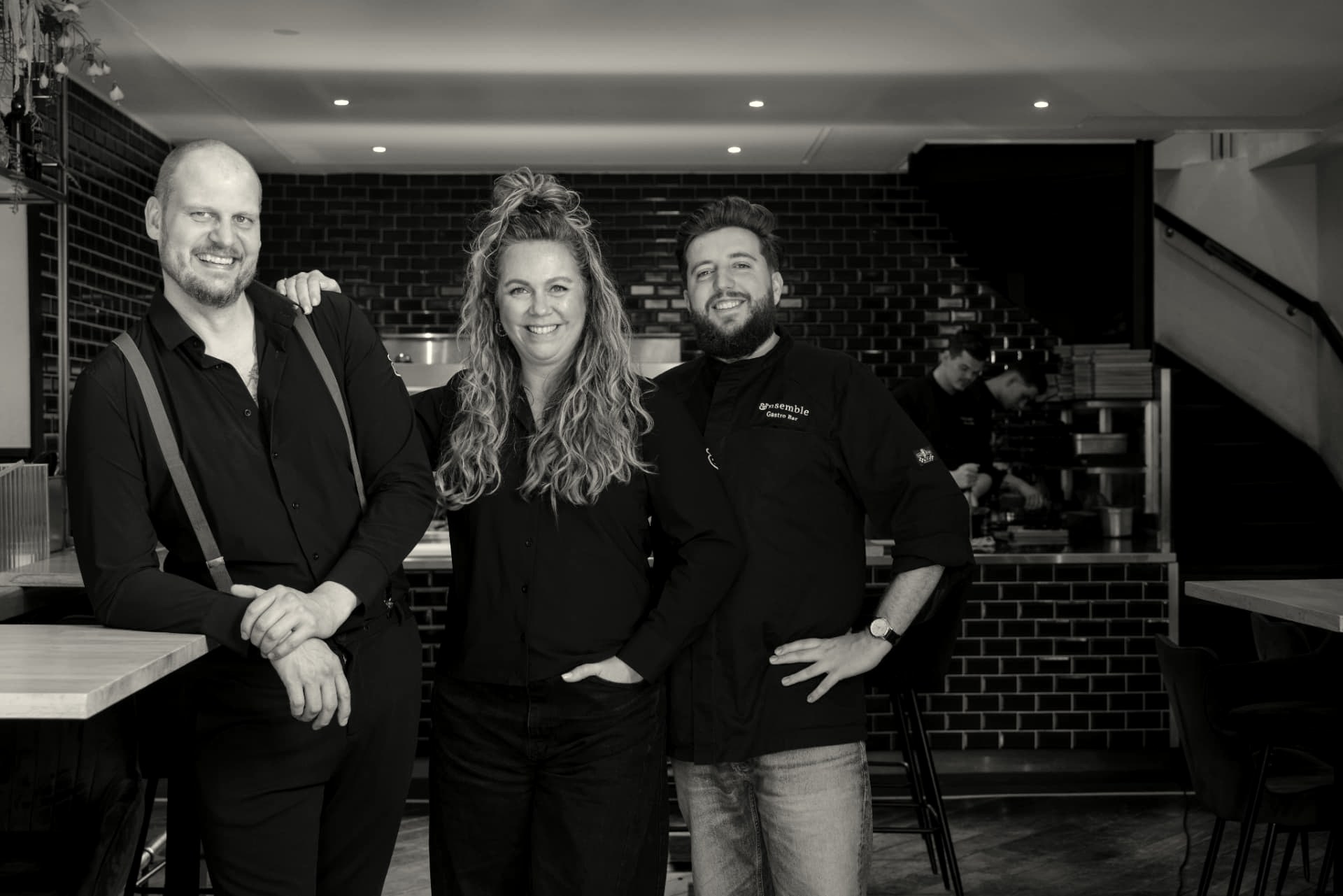 Eigenaren Carlos, Michelle en Yannick in het restaurant van Ensemble Gastro & Bar in Zwolle