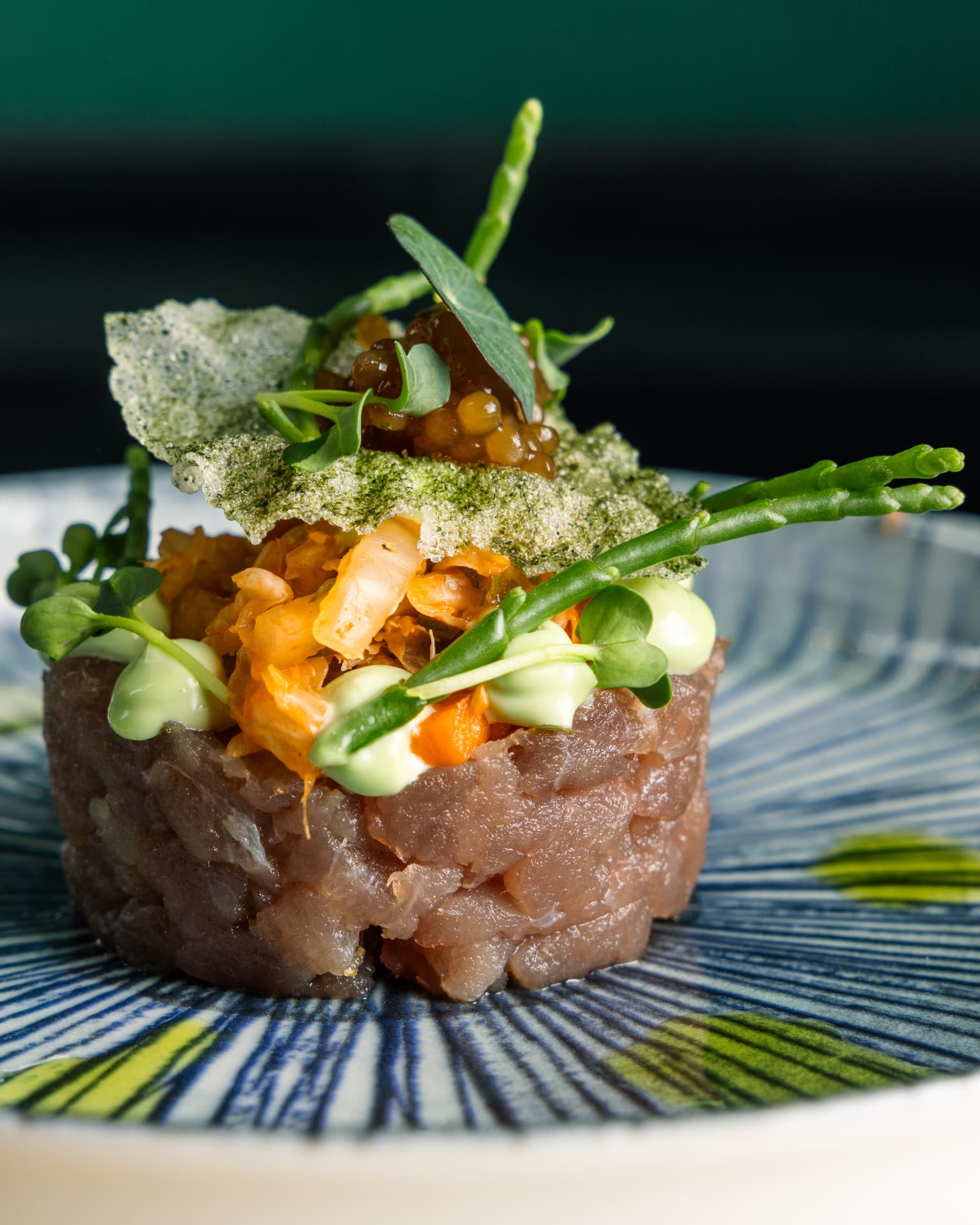 Tonijn tartaar, seizoensgerecht van Ensemble Gastro & Bar in Zwolle